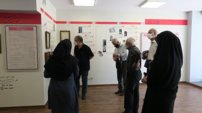 اعضای شورای سیاست‌گذاری انتشارات علمی و فرهنگی از موزه و مرکز اسناد بازدید کردند