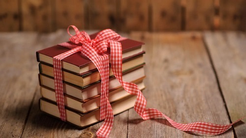 با کتاب‌های بدون استفاده خود در پویش اهدای کتاب مشارکت کنید